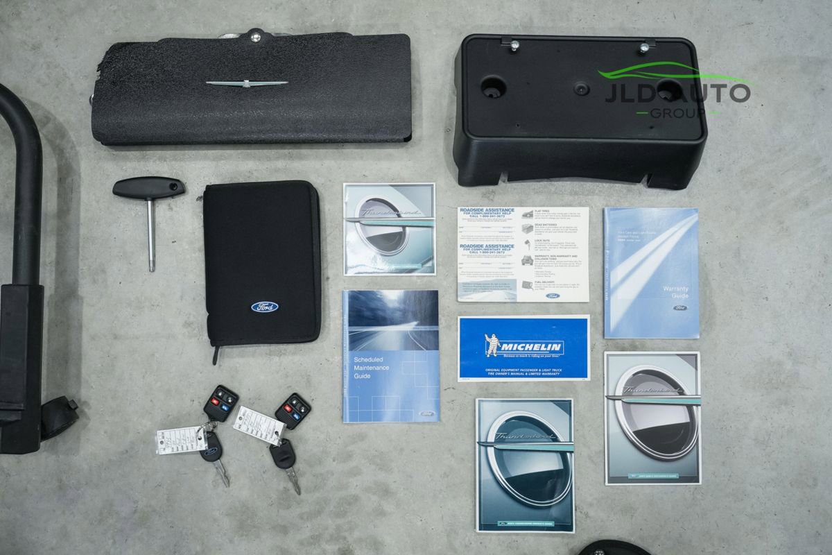 Used 2004 Ford Thunderbird Premium image 70