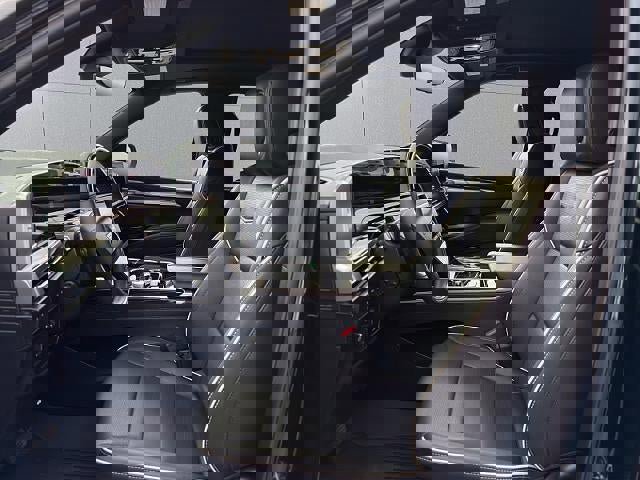 Certified 2025 Cadillac Escalade ESV Premium Luxury w/ Touring Package AWD/4WD image 26