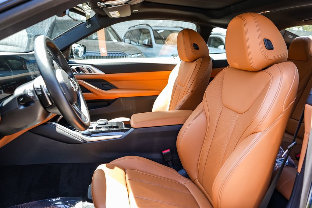 Used 2024 BMW M440i Coupe w/ Premium Package RWD image 16