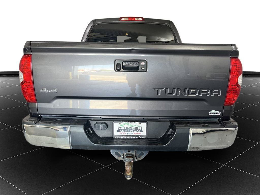 Used 2018 Toyota Tundra SR5 w/ SR5 Upgrade Package AWD/4WD image 4