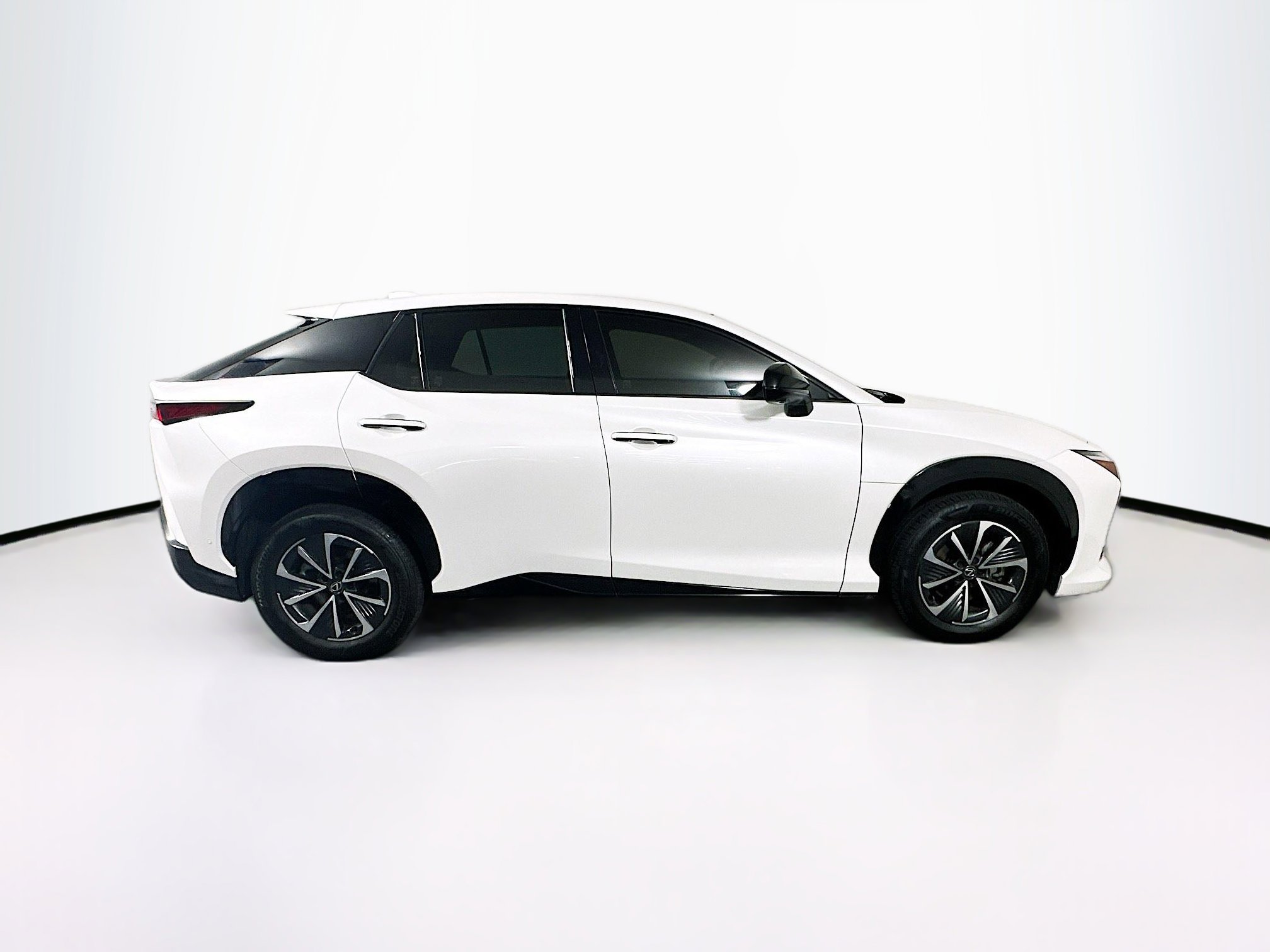 Used 2023 Lexus RZ 450e Premium w/ Technology Package AWD/4WD image 10