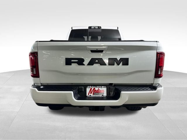 Used 2025 RAM 2500 Limited AWD/4WD image 4