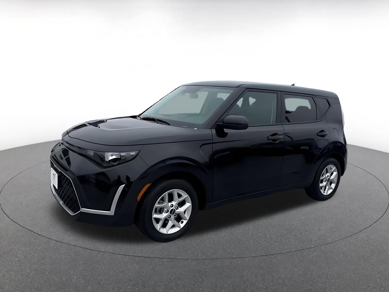 Used 2025 Kia Soul LX w/ LX Technology Package image 7