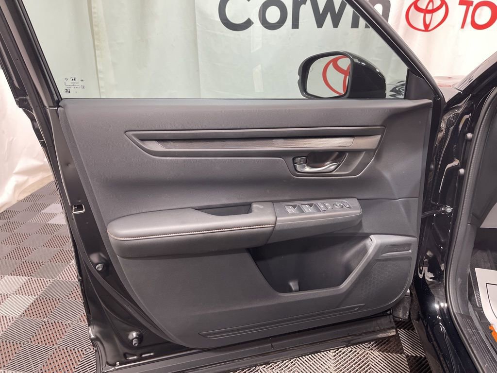 Used 2026 Honda CR-V TrailSport image 14