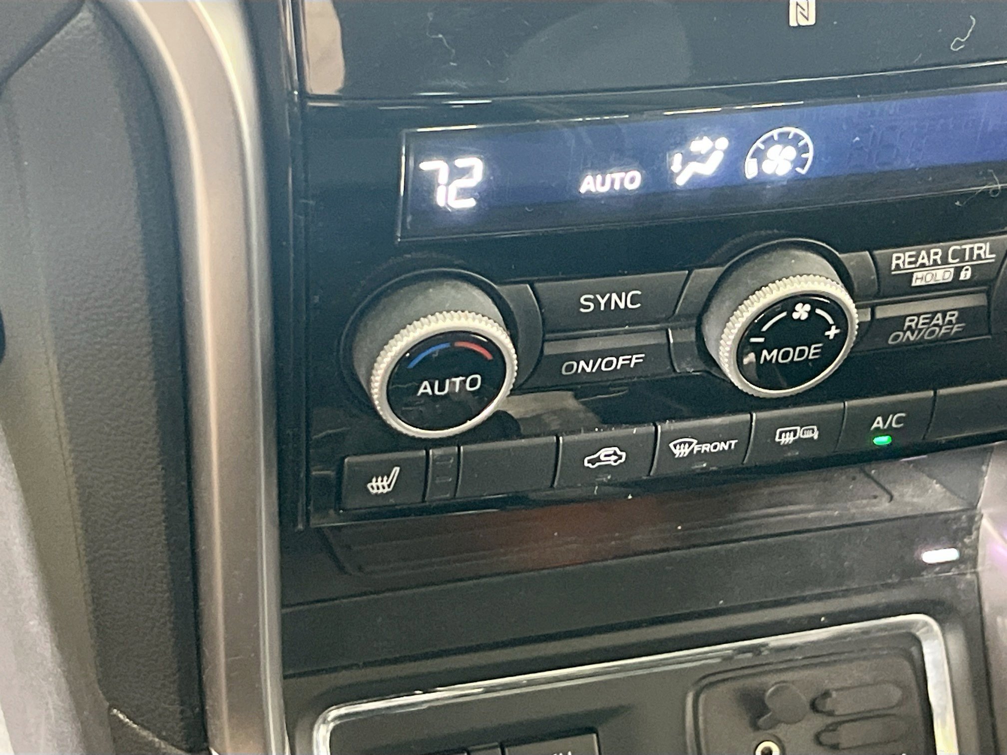 Used 2022 Subaru Ascent Premium w/ Convenience Package image 19