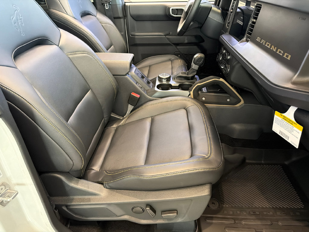 New 2026 Ford Bronco Badlands AWD/4WD image 13