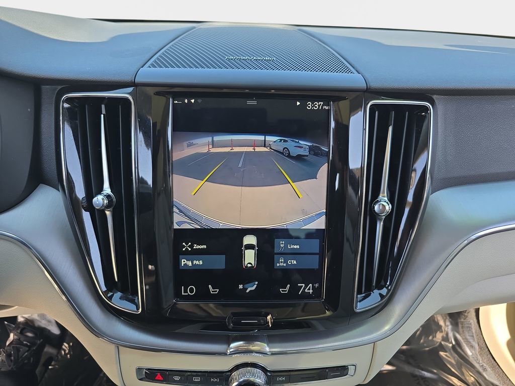 Used 2020 Volvo XC60 T5 Momentum FWD image 26