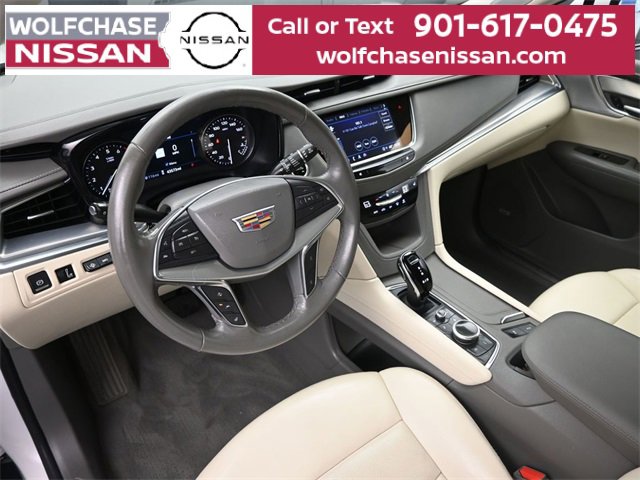 Used 2023 Cadillac XT5 Premium Luxury w/ Technology Package image 16