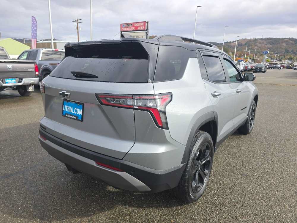 Used 2025 Chevrolet Equinox LT w/ Midnight Edition FWD image 5