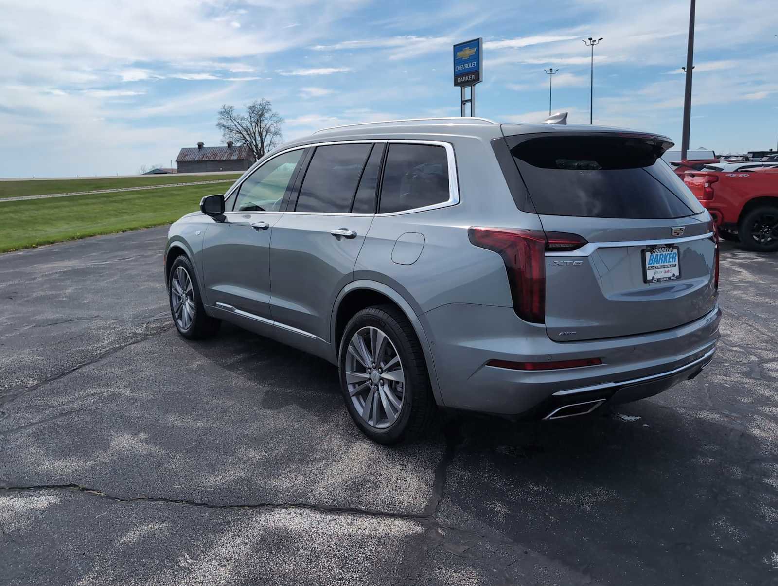Used 2025 Cadillac XT6 Premium Luxury w/ Platinum Package AWD/4WD image 12