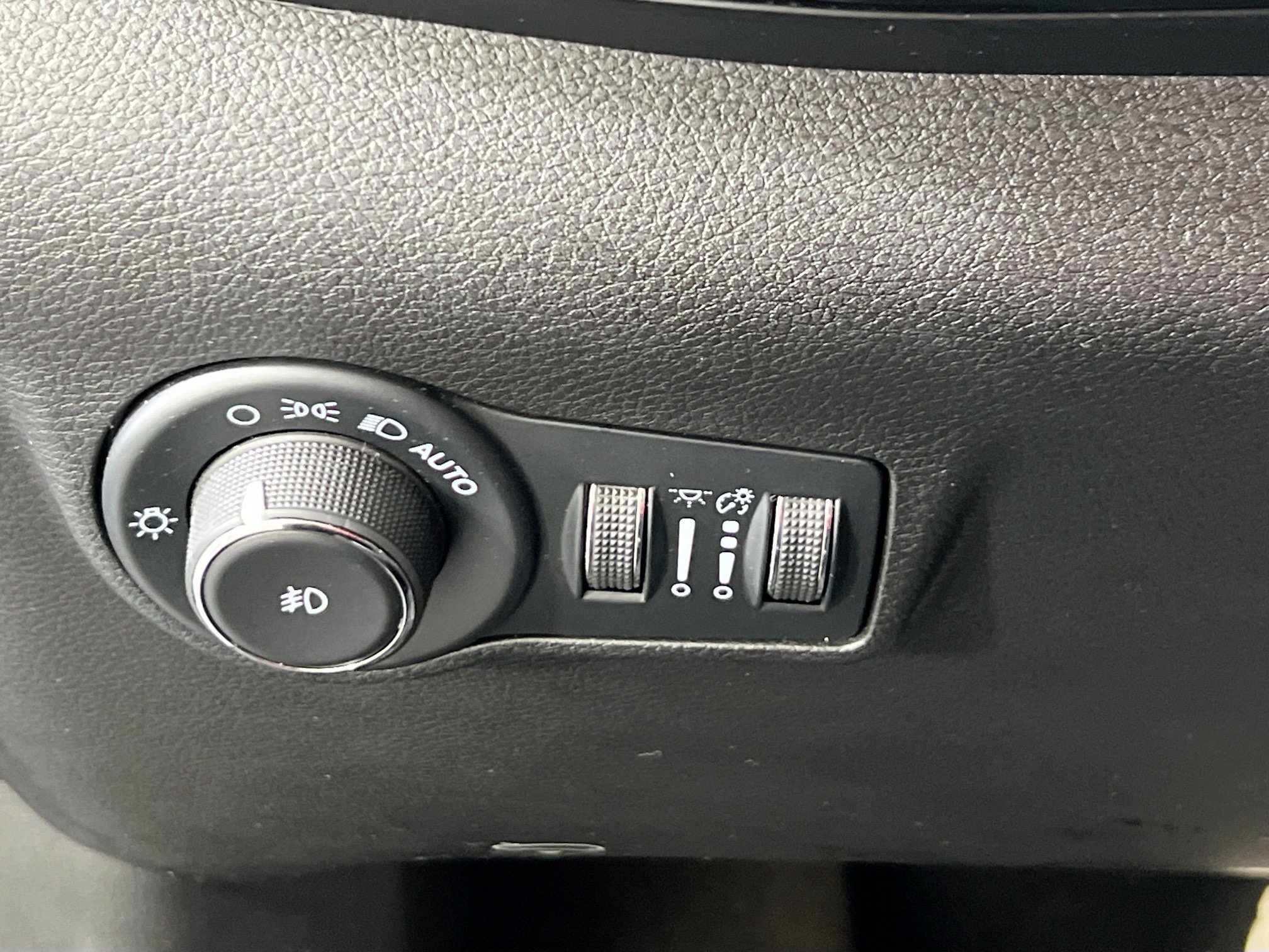 Used 2022 Jeep Compass Trailhawk w/ Trailhawk Elite Group image 10