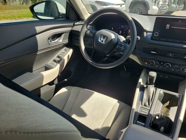 Used 2023 Honda Accord EX image 22
