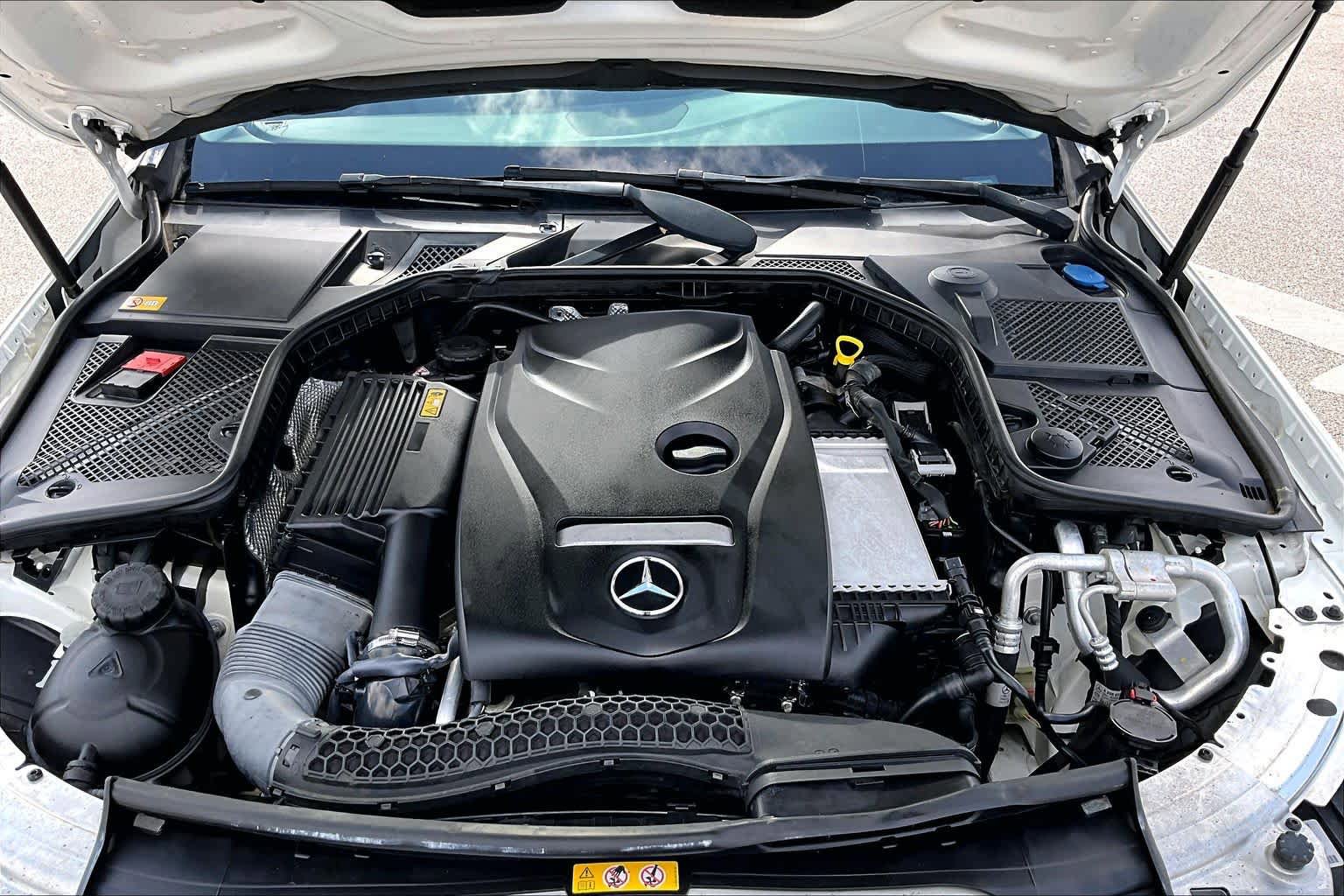 Used 2015 Mercedes-Benz C 300 Sedan image 31