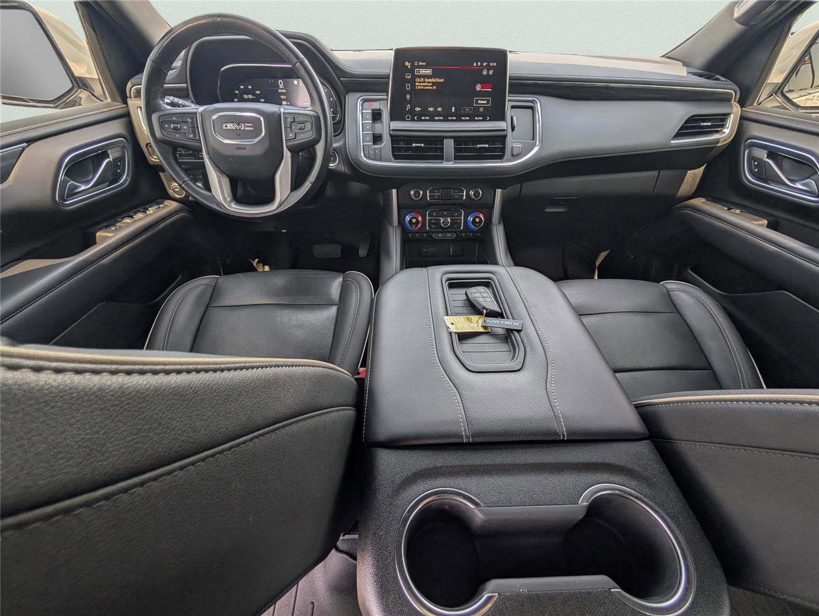 Used 2022 GMC Yukon SLT w/ SLT Premium Package image 30