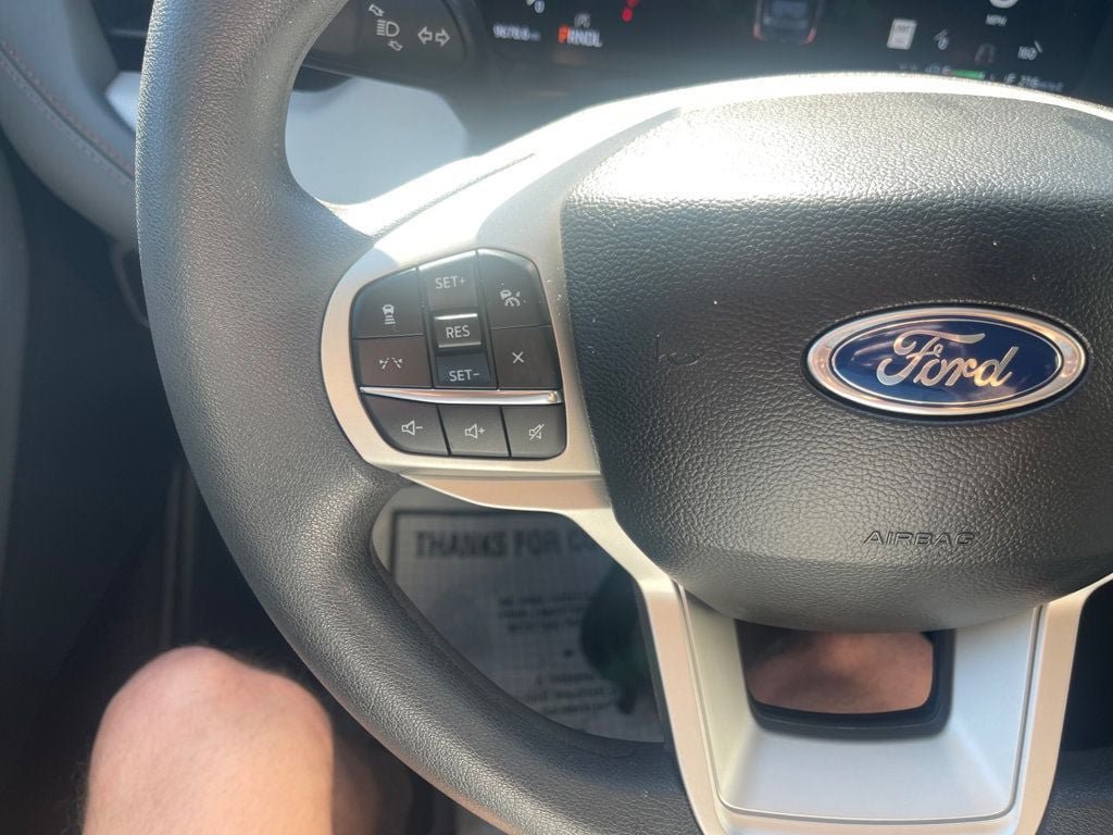 Used 2026 Ford Explorer Active RWD image 16