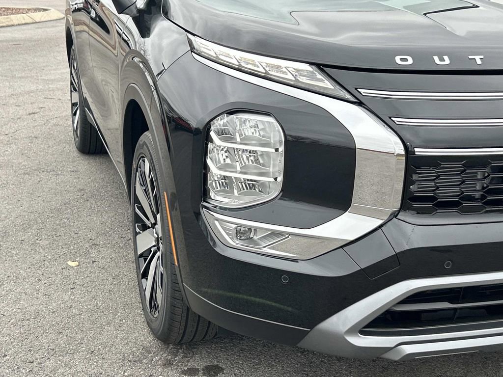 New 2026 Mitsubishi Outlander SE FWD image 9