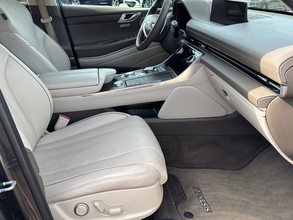 Used 2023 Genesis GV80 3.5T w/ Advanced Package AWD/4WD image 13