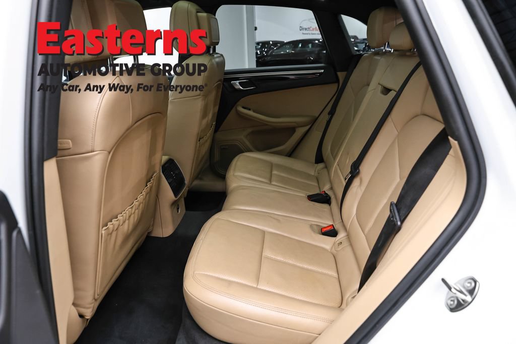 Used 2021 Porsche Macan AWD/4WD image 27