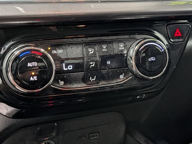 Certified 2025 Chevrolet Trax ACTIV w/ Driver Confidence Package FWD image 26