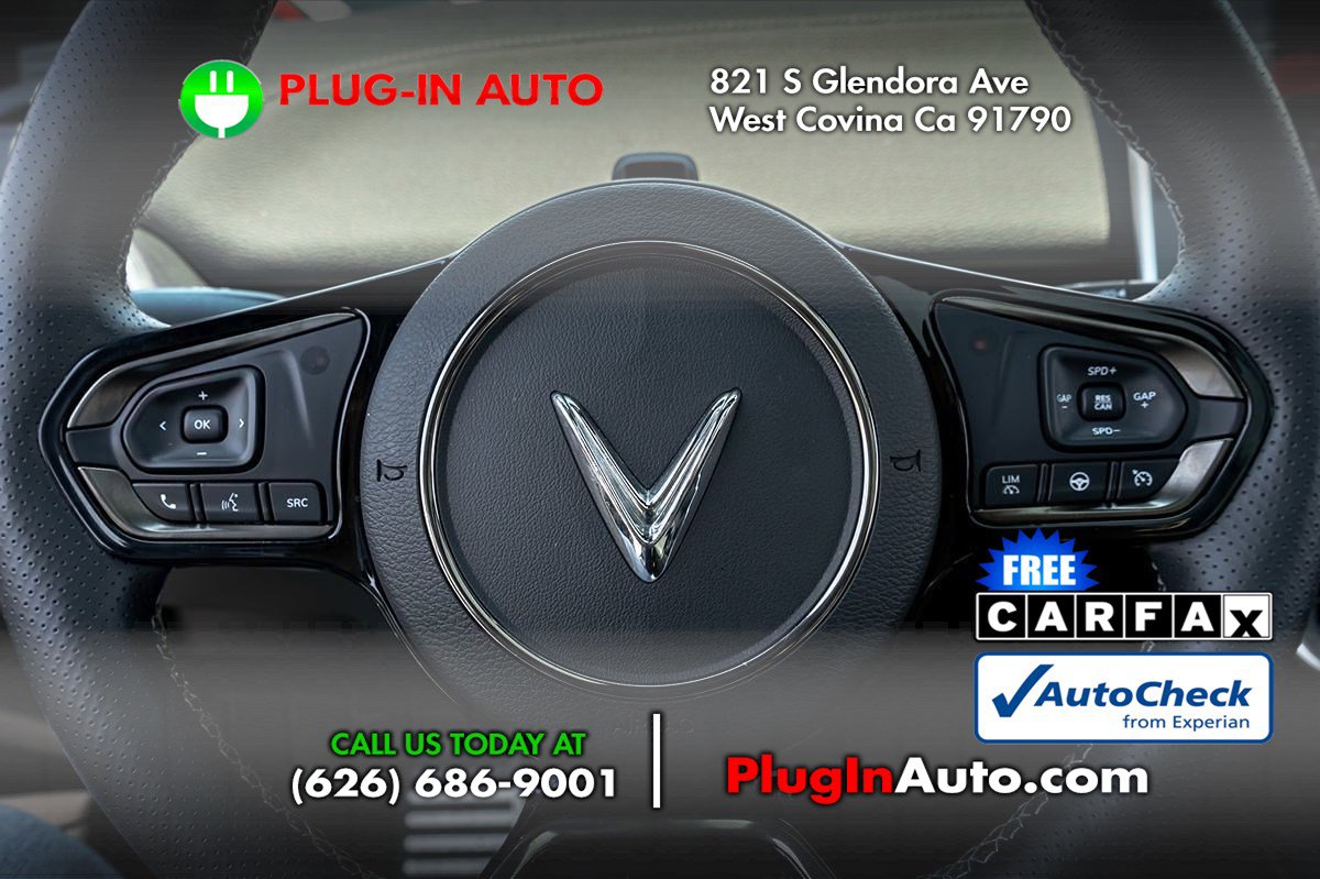 Used 2023 VinFast VF 8 Plus image 18