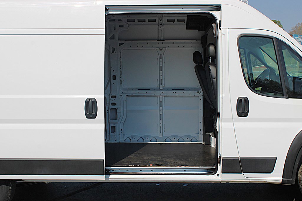 Used 2023 RAM ProMaster 2500 w/ Premium Convenience Group (B) image 11