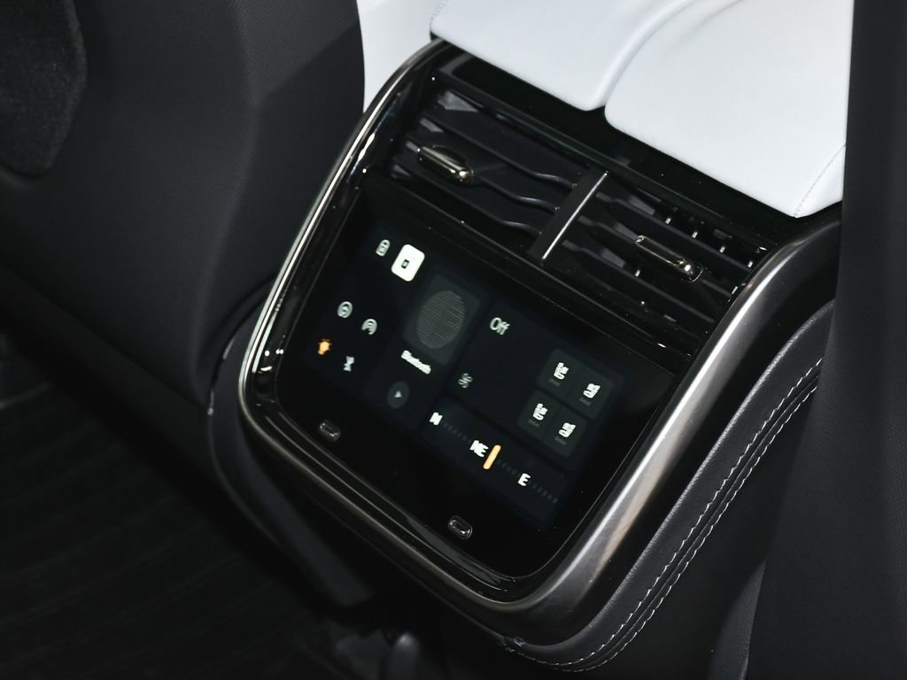 Used 2025 Rivian R1S Adventure image 50