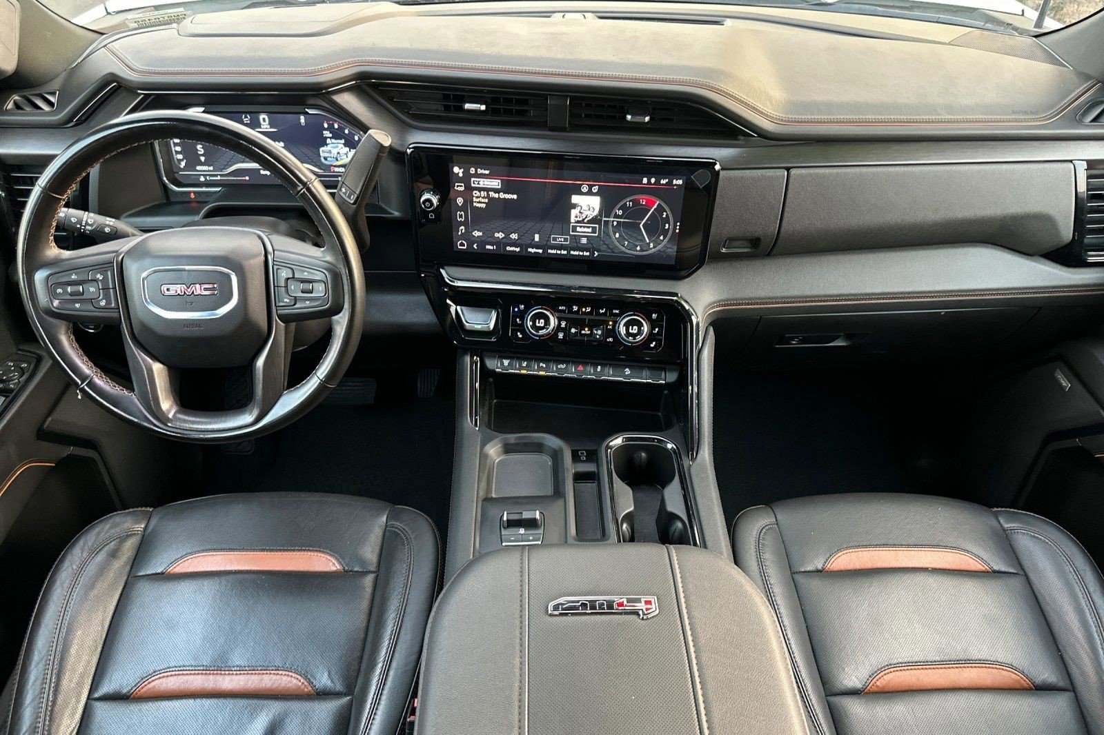 Certified 2024 GMC Sierra 2500 AT4 w/ AT4 Preferred Package image 17