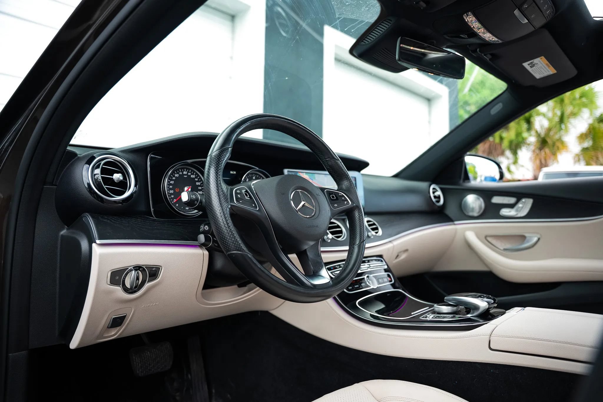 Used 2017 Mercedes-Benz E 300 4MATIC image 36