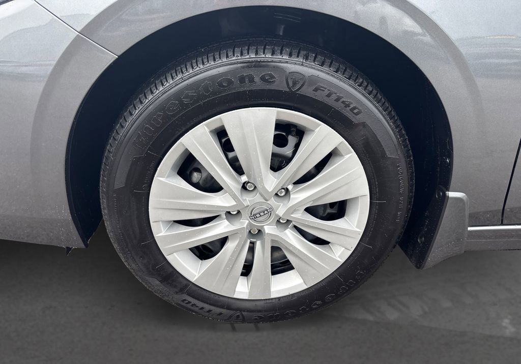 Used 2025 Nissan Sentra S image 12