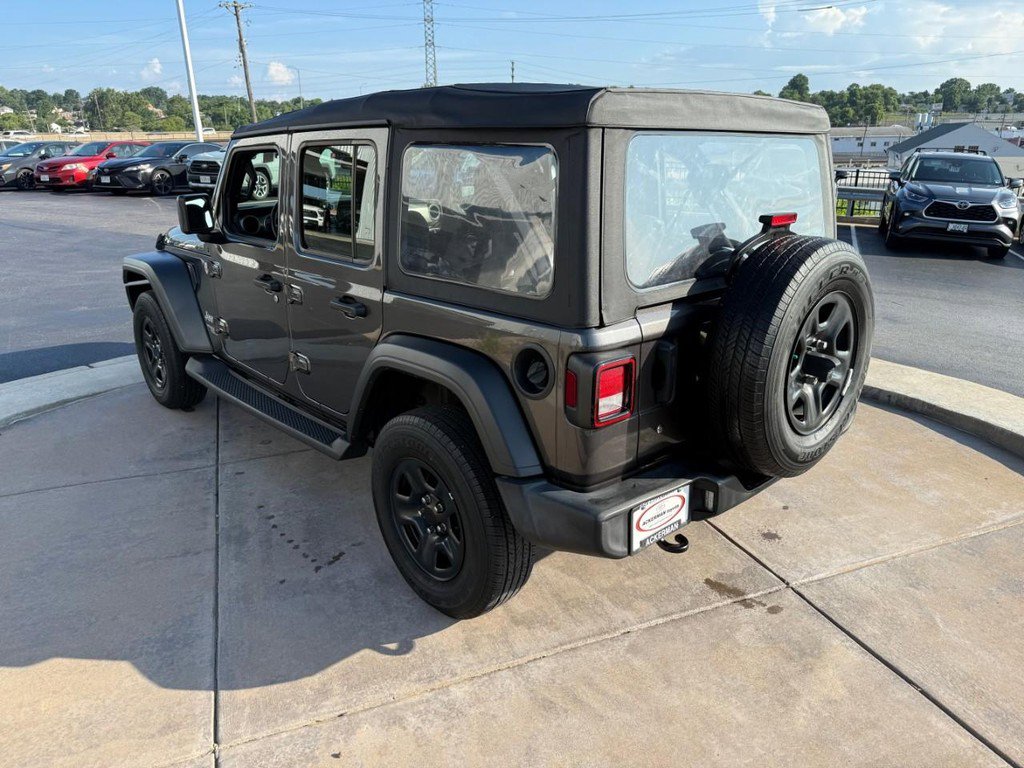 Used 2021 Jeep Wrangler Unlimited Sport image 9