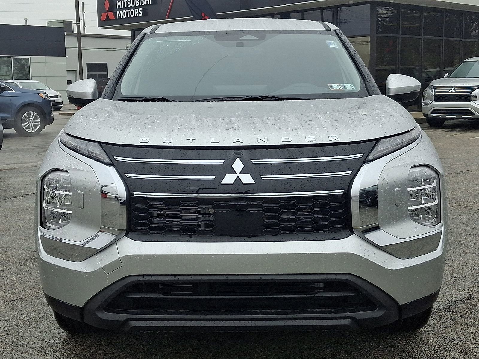 New 2026 Mitsubishi Outlander ES AWD/4WD image 3