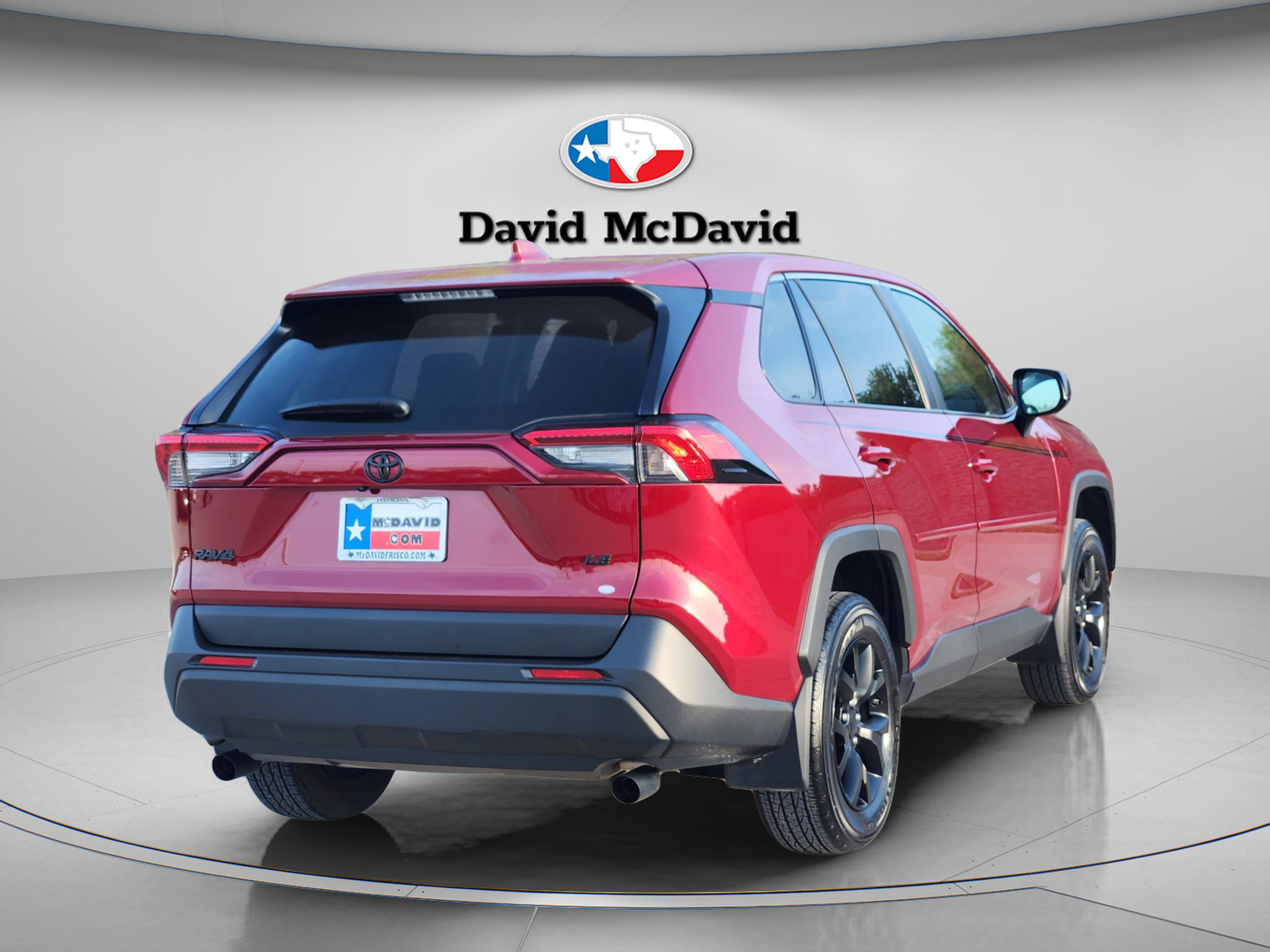 Used 2025 Toyota RAV4 LE image 6