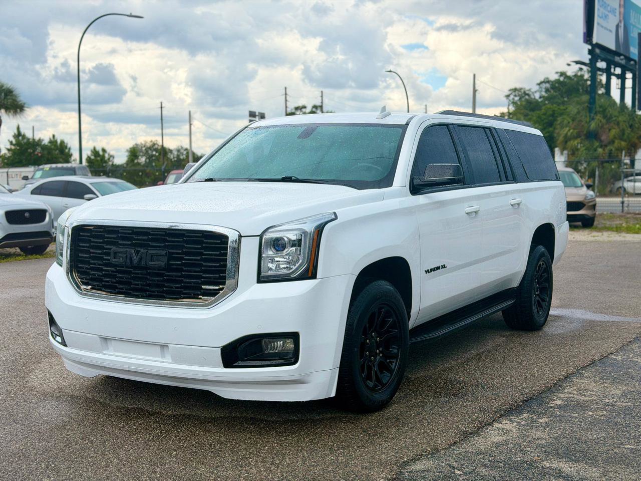 Used 2020 GMC Yukon XL SLE