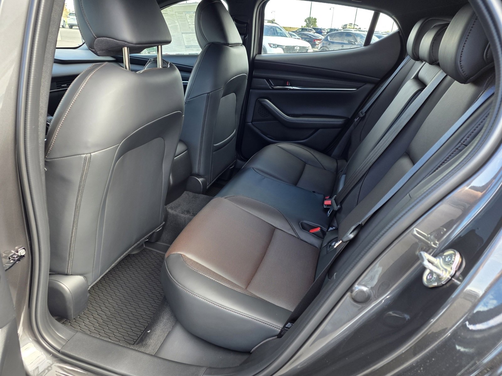 New 2026 MAZDA MAZDA3 Hatchback w/ Appearance Package image 29