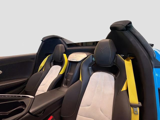 Used 2022 Chevrolet Corvette Stingray Premium Conv w/ Z51 Performance Package image 19