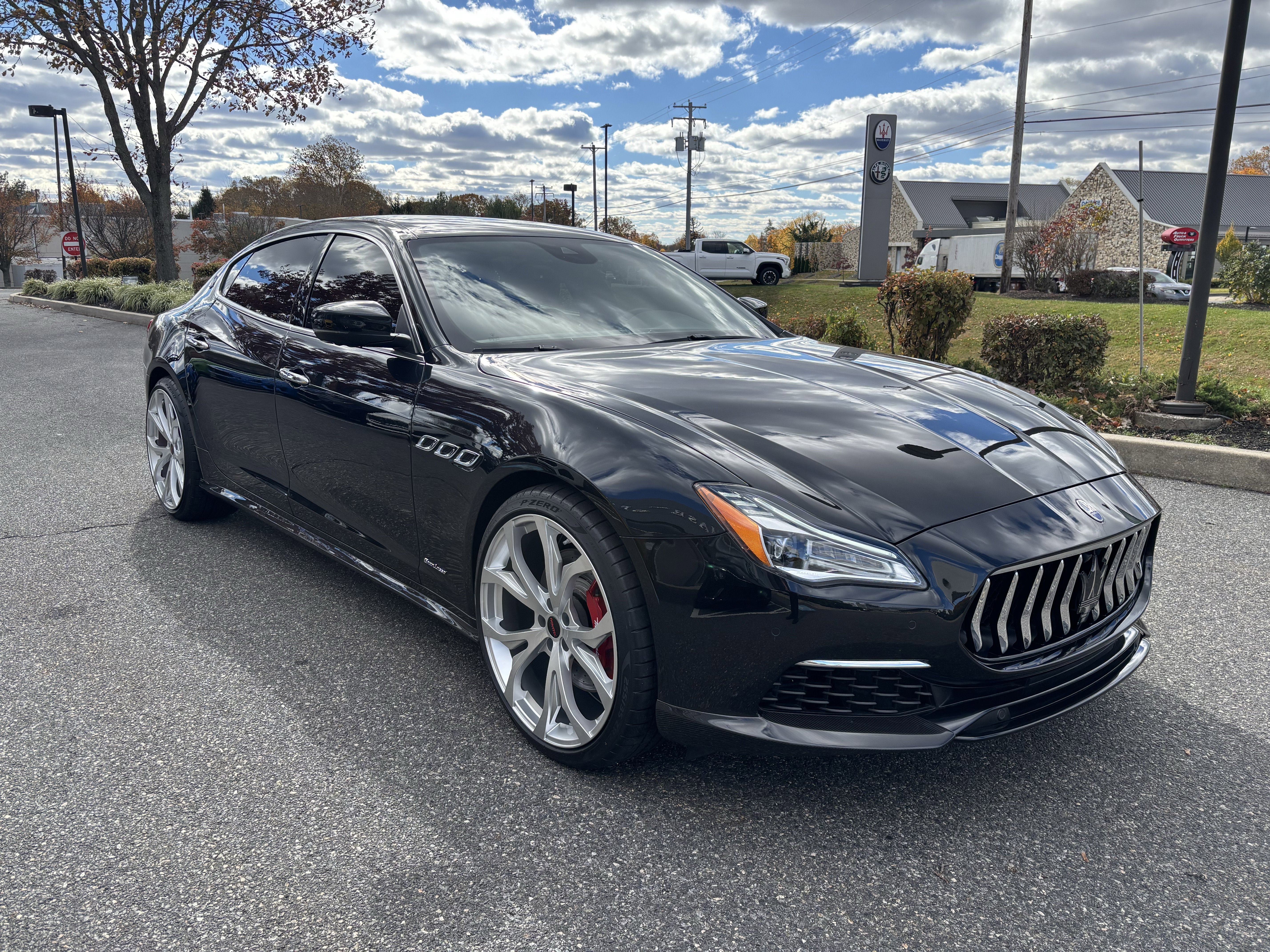 Used 2019 Maserati Quattroporte GTS GranLusso RWD image 6