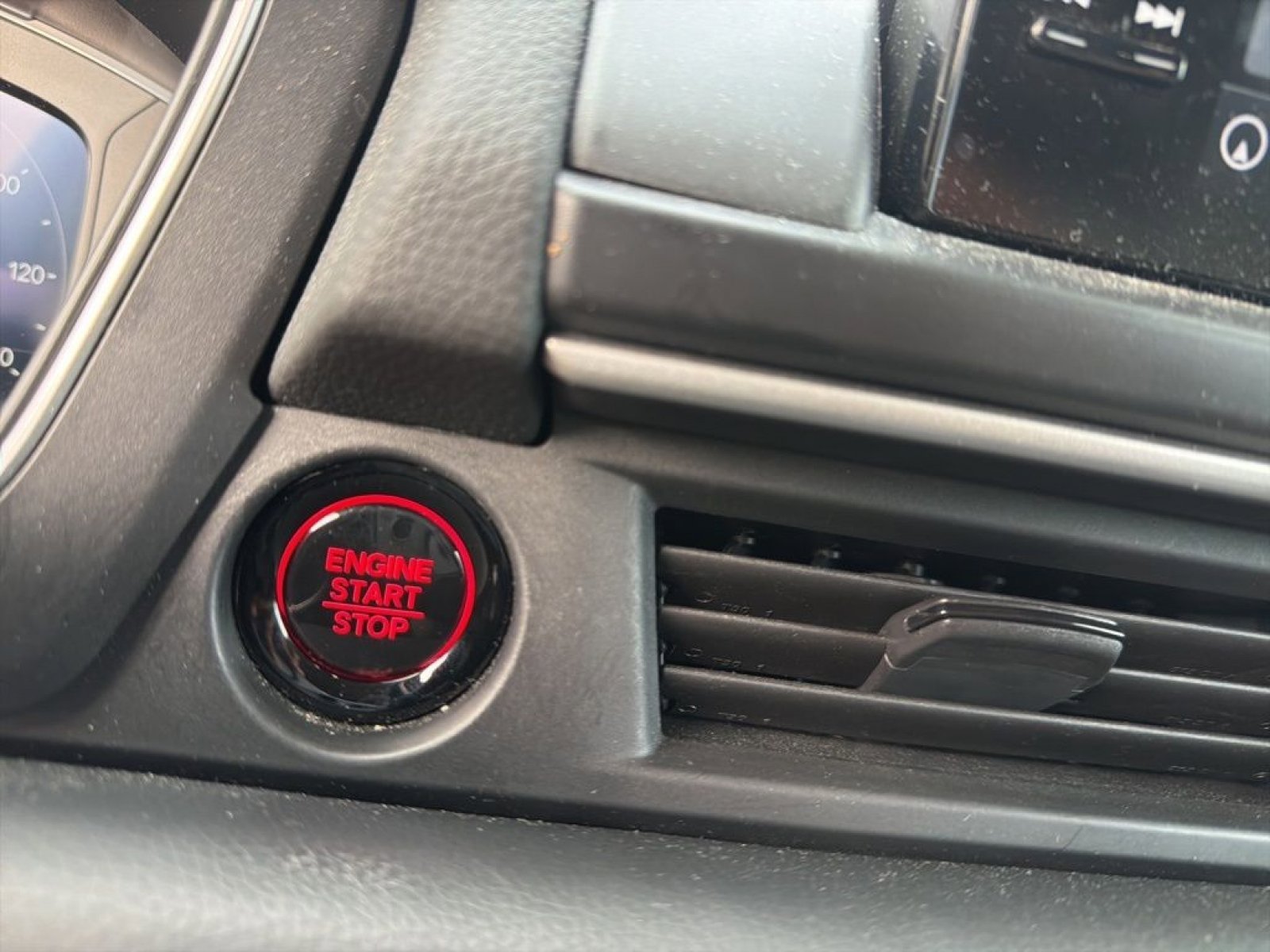 Used 2024 Honda Pilot Elite image 26