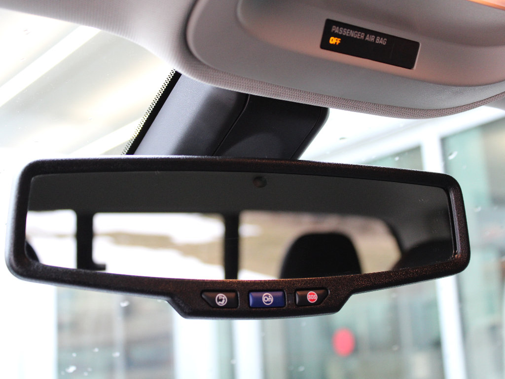 Used 2022 GMC Canyon AT4 w/ Trailering Package image 18