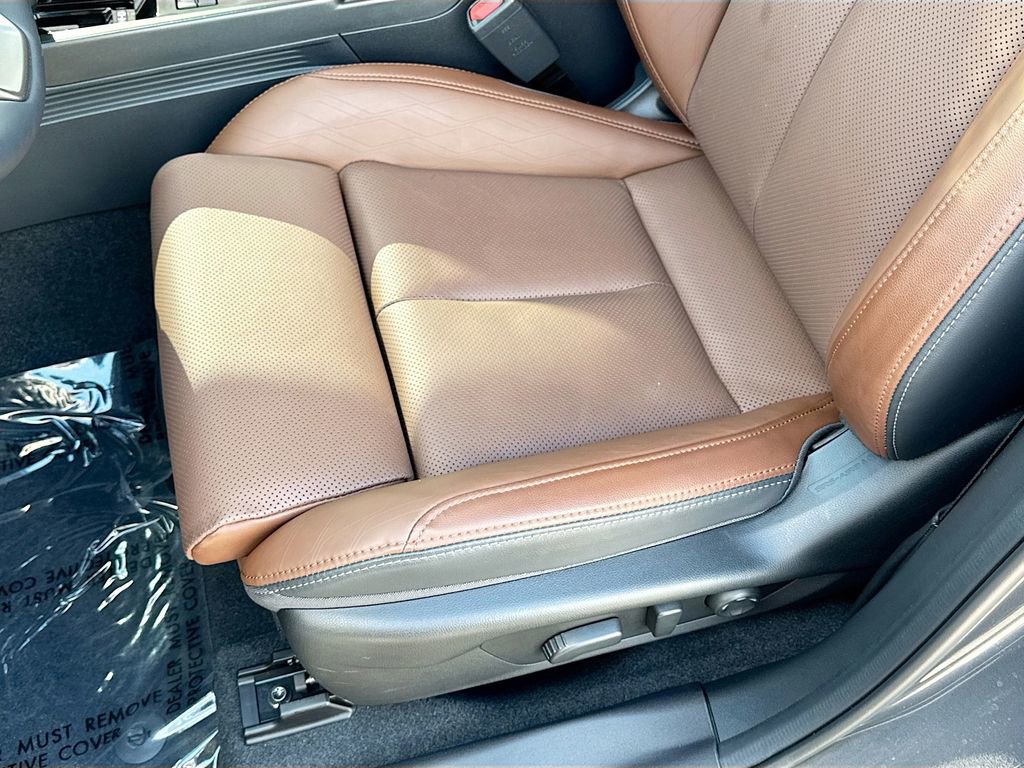 Certified 2026 Subaru Outback Touring XT AWD/4WD image 18