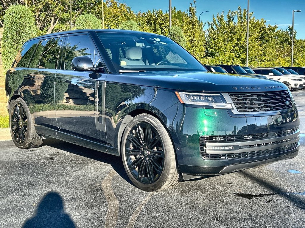 Certified 2025 Land Rover Range Rover SE AWD/4WD image 7