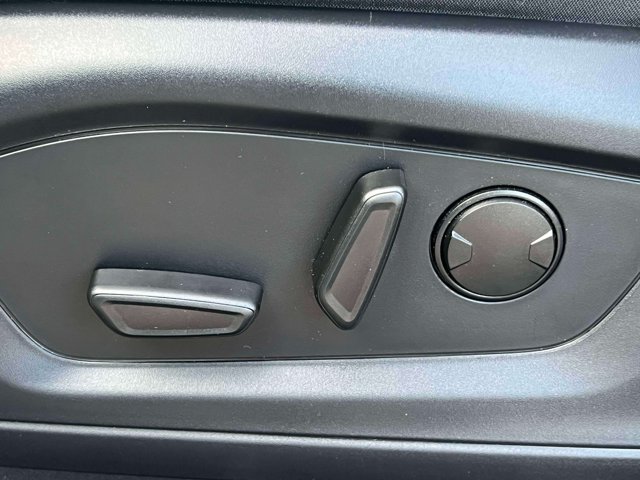 Used 2026 Ford Explorer Active AWD/4WD image 22