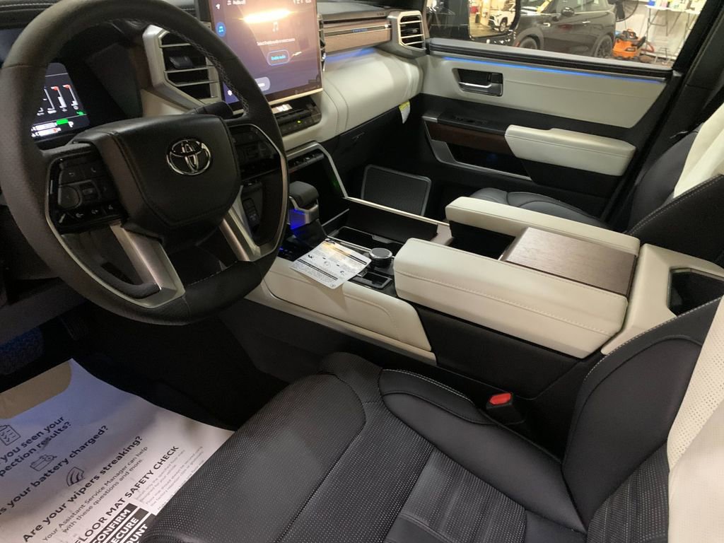 Used 2024 Toyota Tundra Capstone AWD/4WD image 10