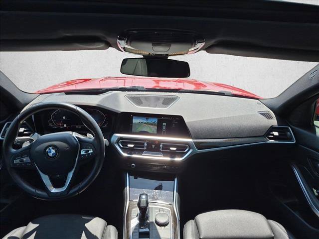 Used 2021 BMW 330i Sedan w/ Premium Package RWD image 18