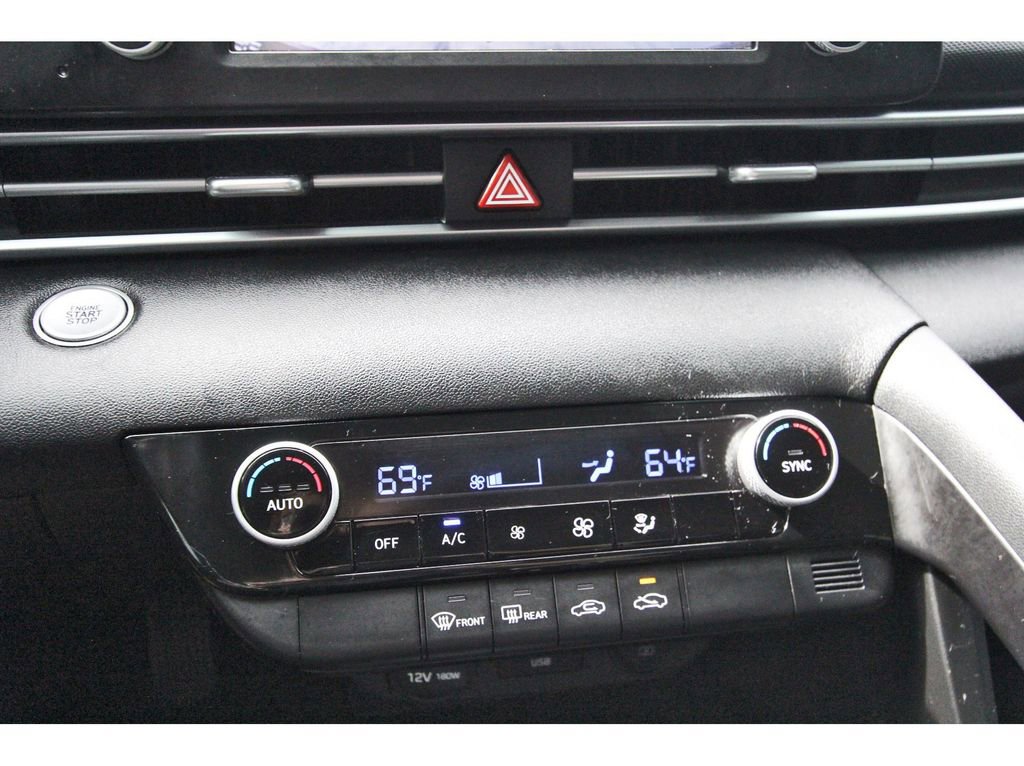 Certified 2021 Hyundai Elantra SEL image 27