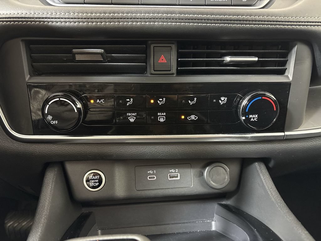 Used 2023 Nissan Rogue S FWD image 16