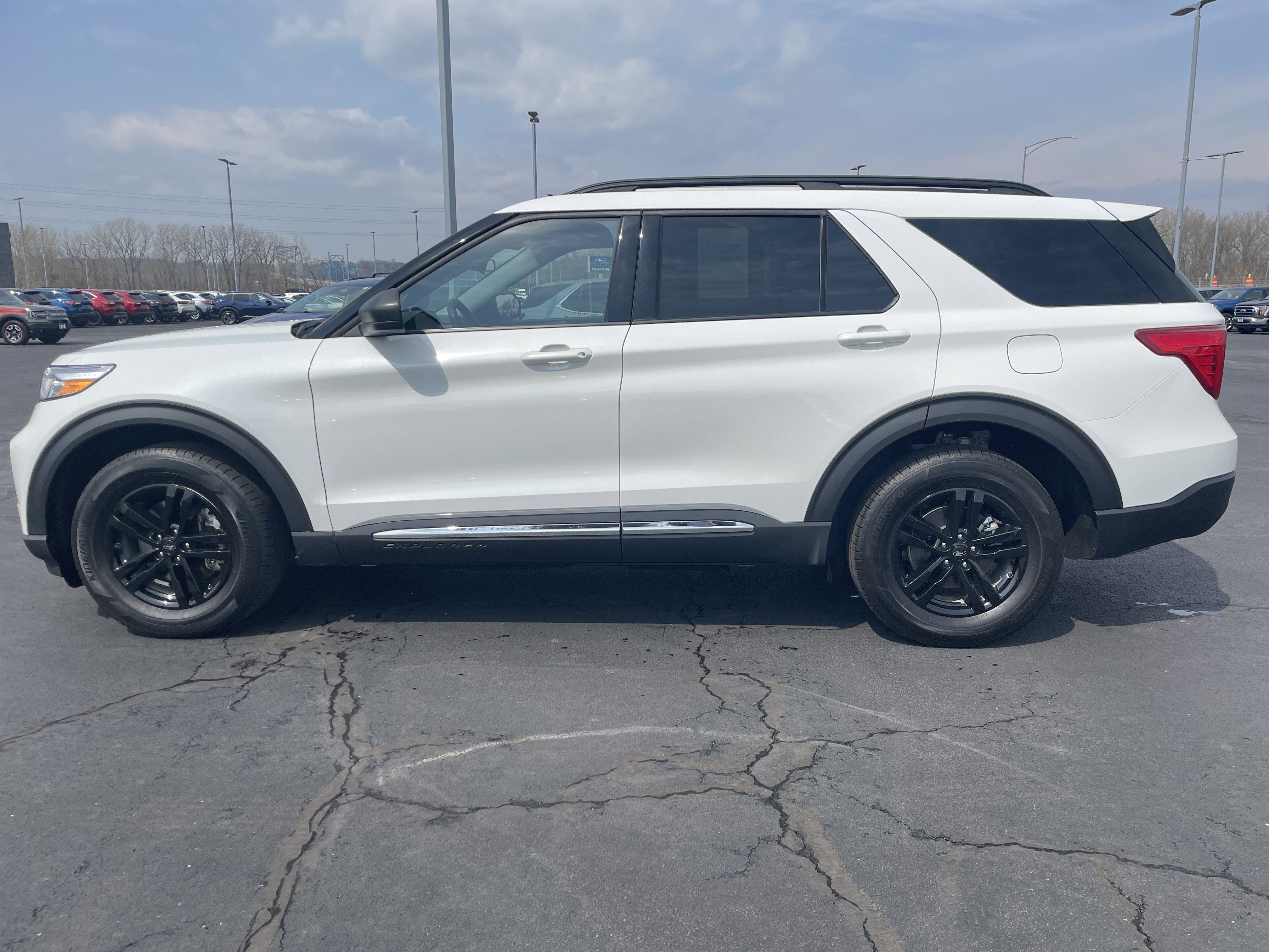Used 2023 Ford Explorer XLT w/ Equipment Group 202A image 2