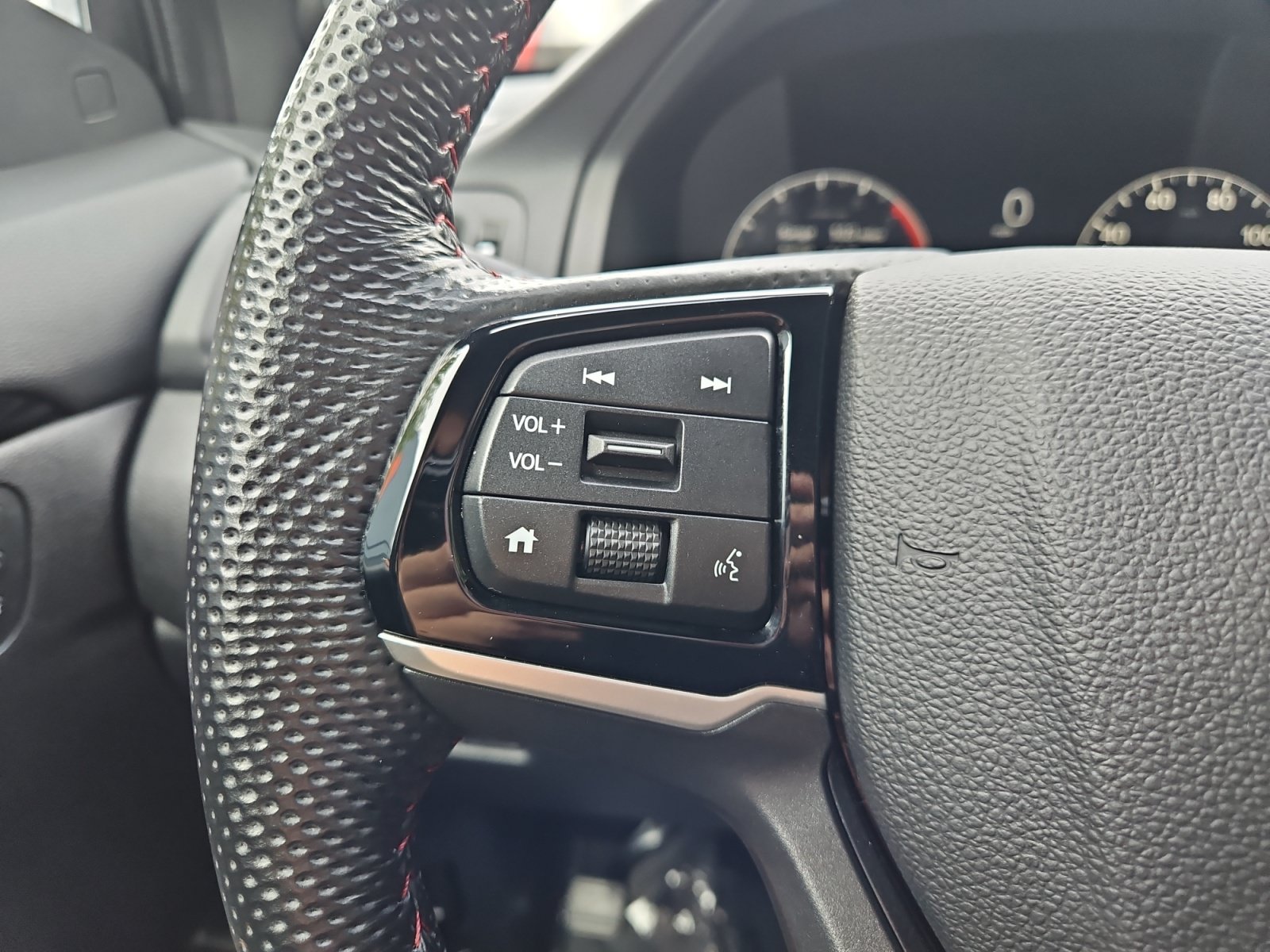 Used 2024 Honda Ridgeline Black Edition image 29