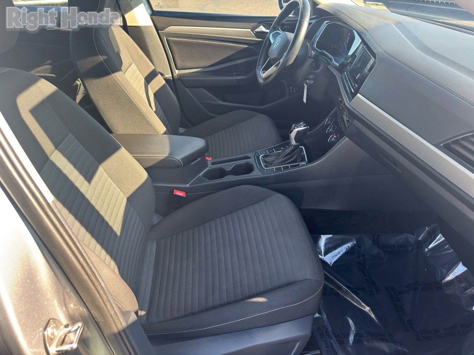 Used 2024 Volkswagen Jetta S image 12