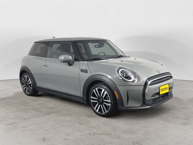 Used 2023 MINI Cooper 2-Door Hardtop FWD image 7