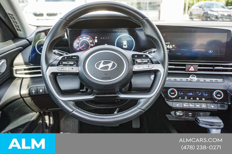 Used 2024 Hyundai Elantra Limited FWD image 25